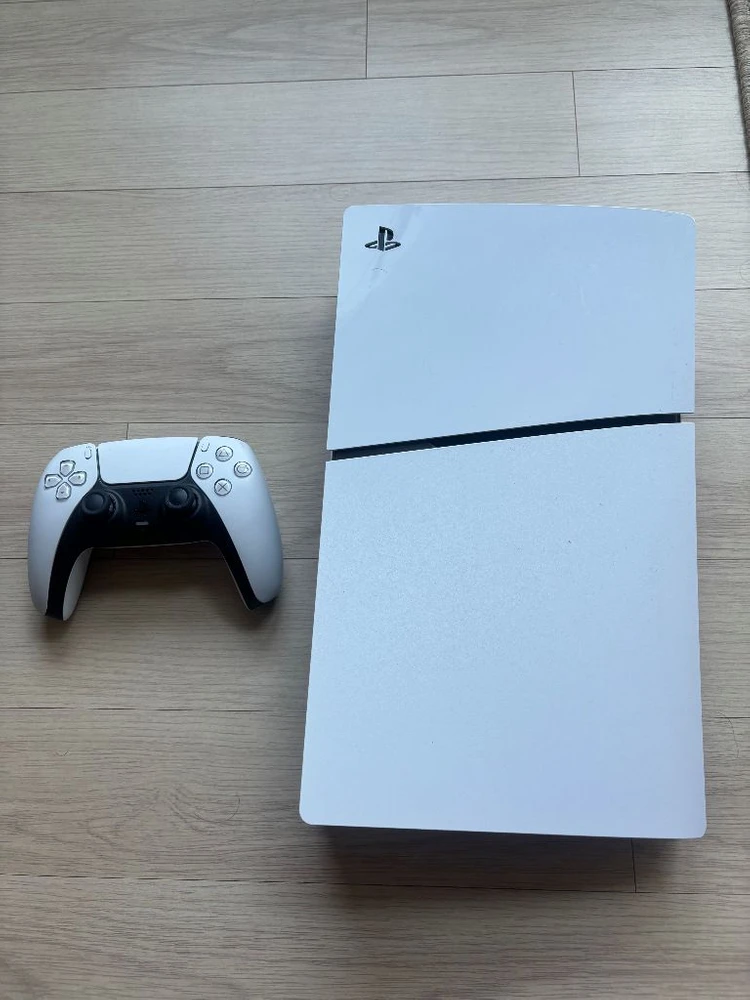 PS5 디지털 에디션 슬림 25년 4월 출시제품 - 안심되는 중고거래
