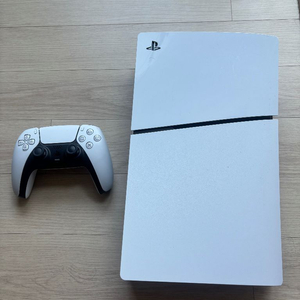 PS5 디지털 에디션 슬림 25년 4월 출시제품