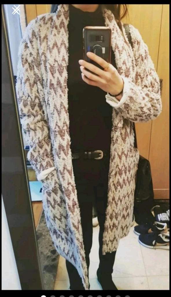 이로(IRO) 코트 이미지