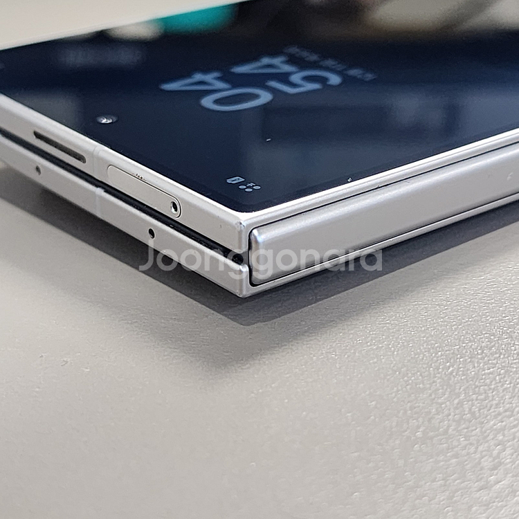 *156만* 갤럭시 Z폴드7 실버색상 256GB 25년 8월개통 깨끗한 S급 단말기 판매합니다--1