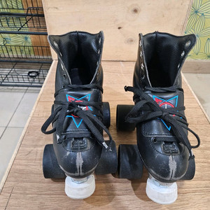 스핀아레나 롤러스케이트 190사이즈 튜닝된 휠