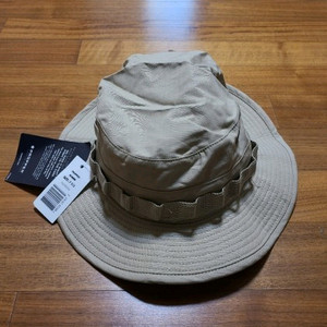 영화 론서바이버 속 그모자 신품