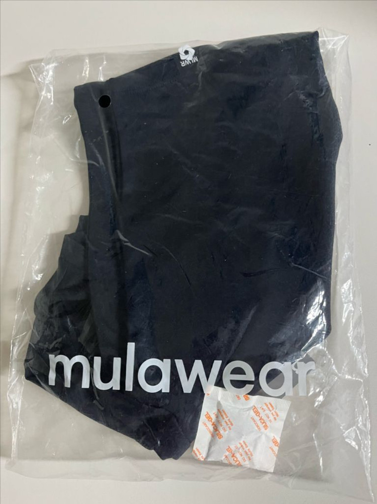 뮬라웨어 크롭 숏 슬리브 블랙 XL 새상품--6