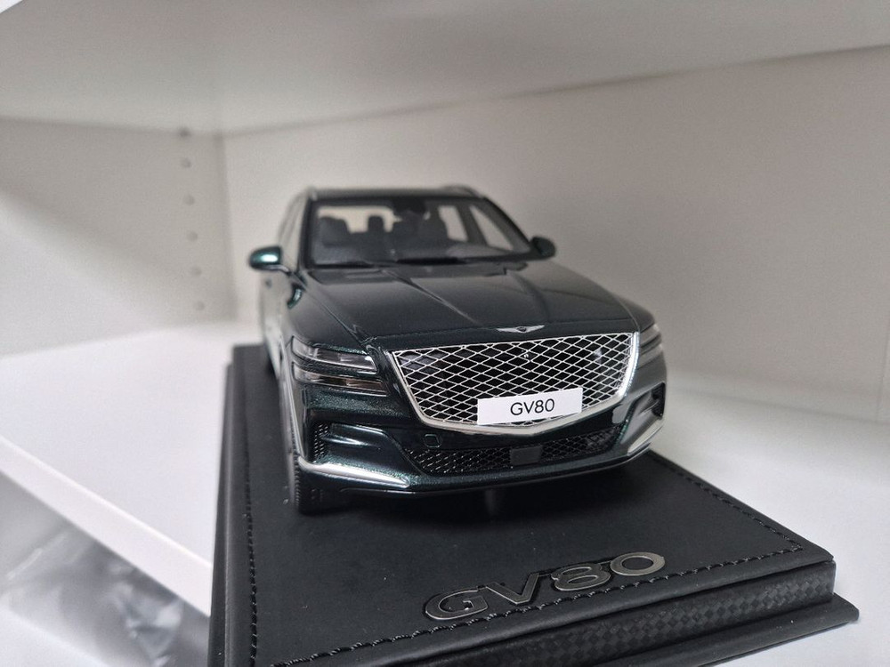 제네시스 GV80 1:18 다이캐스트--3