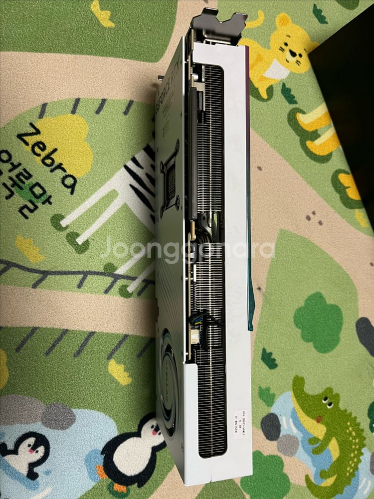 만리 5070ti 스텔라 화이트--3