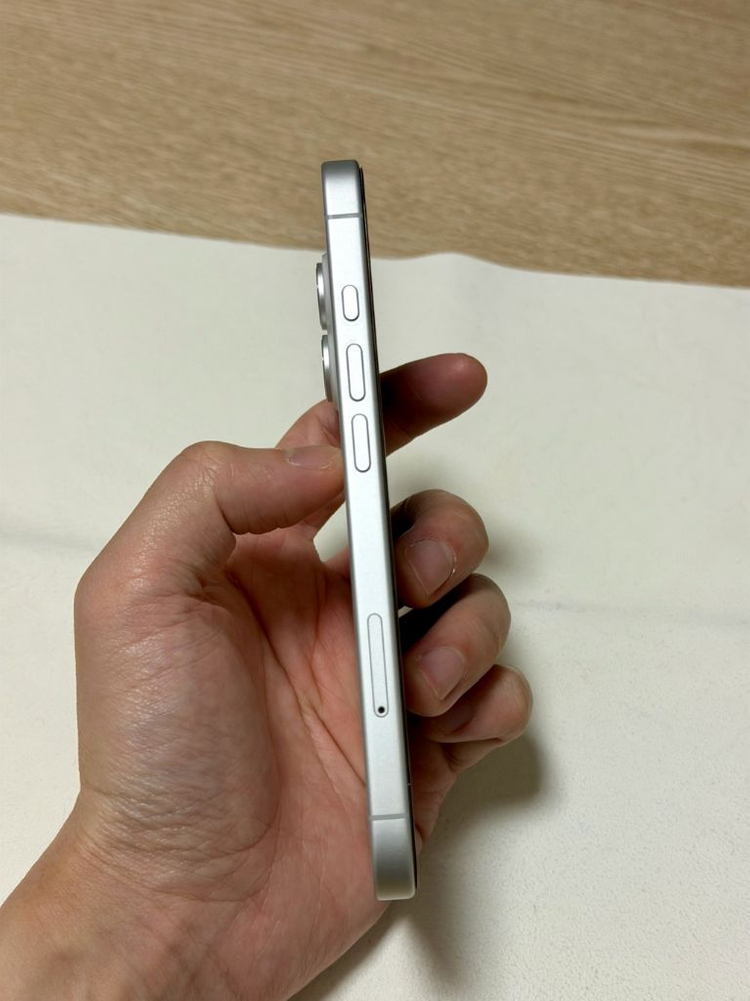 아이폰17 256GB 화이트 / 배터리성능 100--3