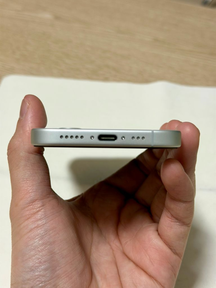 아이폰17 256GB 화이트 / 배터리성능 100--6