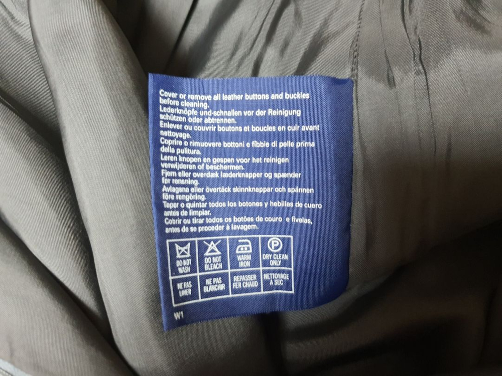 버버리 체크 플리츠 스커트--4