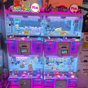토이즈팝 미니 4인용 인형뽑기 기계