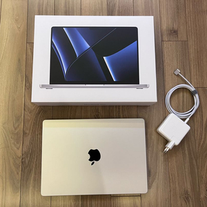 MacBook Pro 14 2023년 M2 16GB 512GB 실버 / 상태 최상 이미지