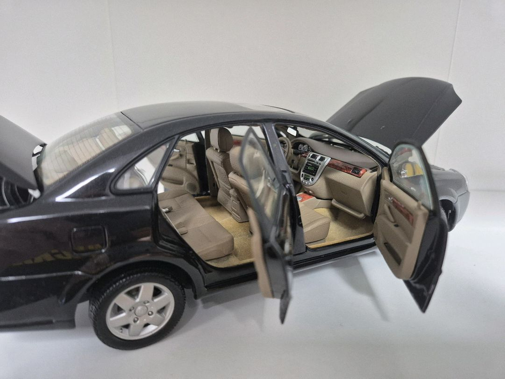 1:18 대우 라세티 세단 다이캐스트 판매--5