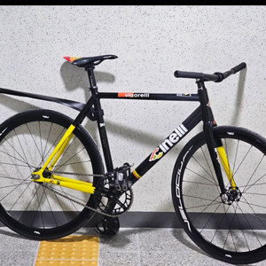 써론,오토바이,전기자전거,자토바이 등등 대차 받아요