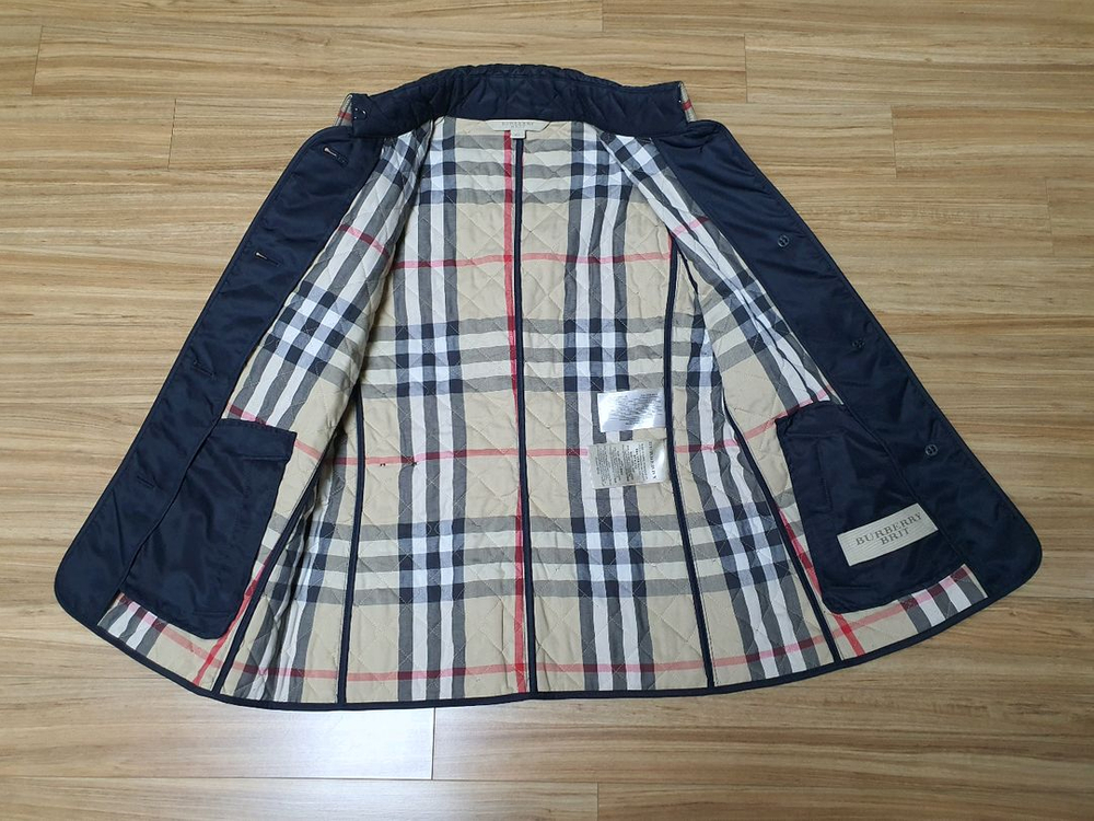 버버리 퀼팅 재킷 3704322--3