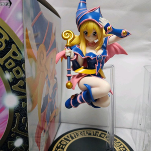 유희왕 이퀄아츠 코나미 블랙매지션걸 피규어 풀박스 만다라케 블매걸 푸른눈의백룡 블랙매지션 오시리스