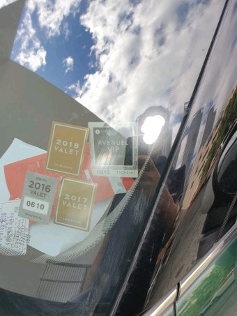 구매)백화점.호텔 VIP 발렛 스티커 삽니다--0