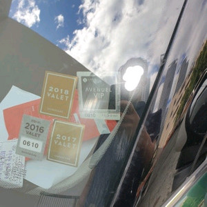 구매)백화점.호텔 VIP 발렛 스티커 삽니다