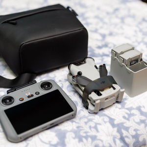 DJI Mini 4 Pro 플라이 모어 콤보 플러스 + RC 2 촬영용 드론 + DJI케어 2년