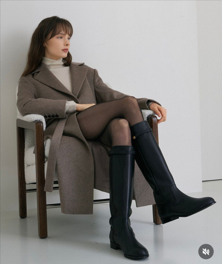 하와 애스콧 롱부츠 220, 3.5cm +비브람 밑창 새상품 풀박 판매합니다.--1