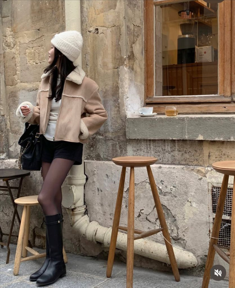 하와 애스콧 롱부츠 220, 3.5cm +비브람 밑창 새상품 풀박 판매합니다.--3