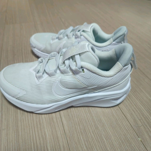 나이키 키즈 운동화 190. 1회 신음