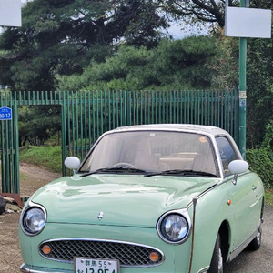 미인증 닛산 휘가로 1991년식