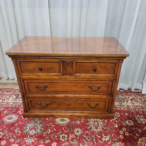 엔틱 원목 4D 서랍장