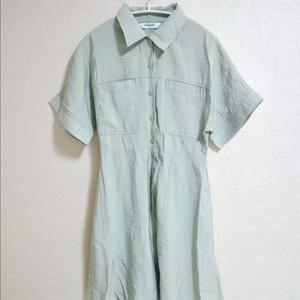 에잇세컨즈 소매 롤업 미니 원피스 카키 (323471LY1H) M사이즈