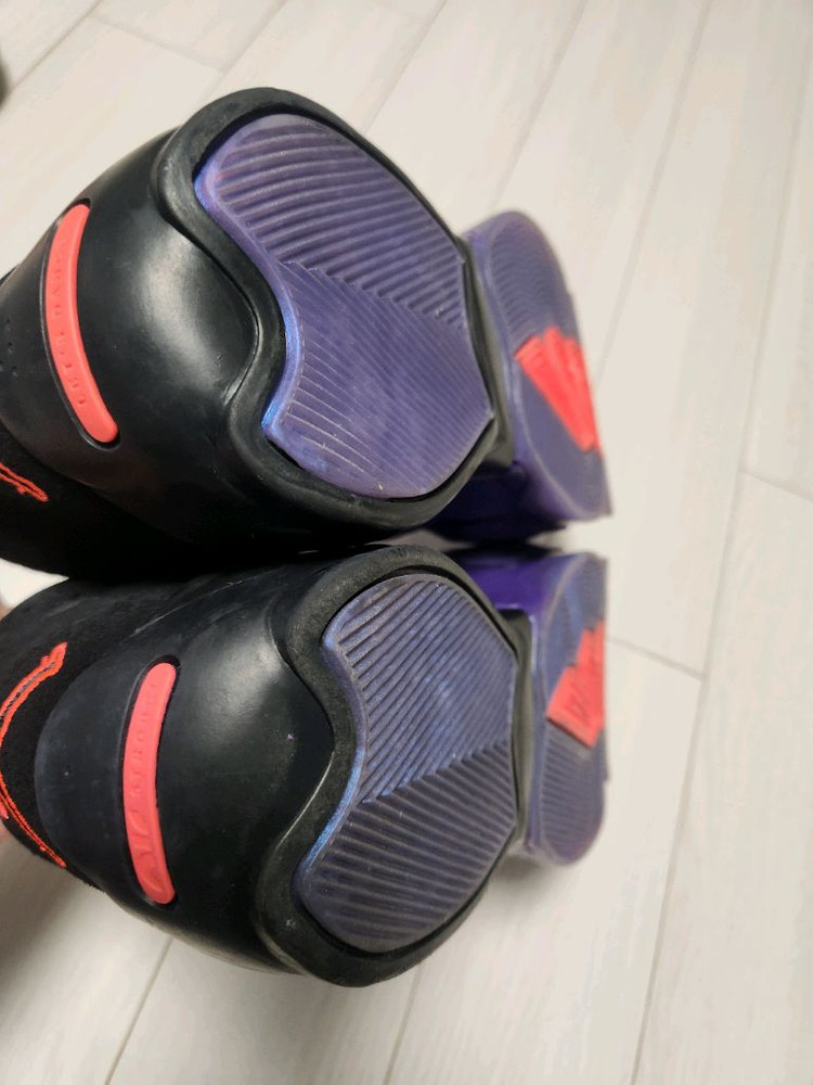 나이키 조던 자이언 2 PF 코트 퍼플 블랙 사이즈250오염 하자없이 깨끗해요^^바닥닳음 거의 없어요세탁해뒀어요 이미지