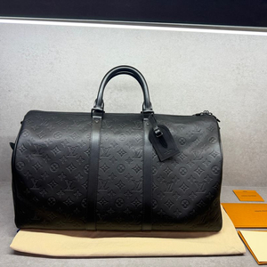 정품 루이비통 키폴 50 쉐도우 모노그램 새상품컨디션 판매합니다.