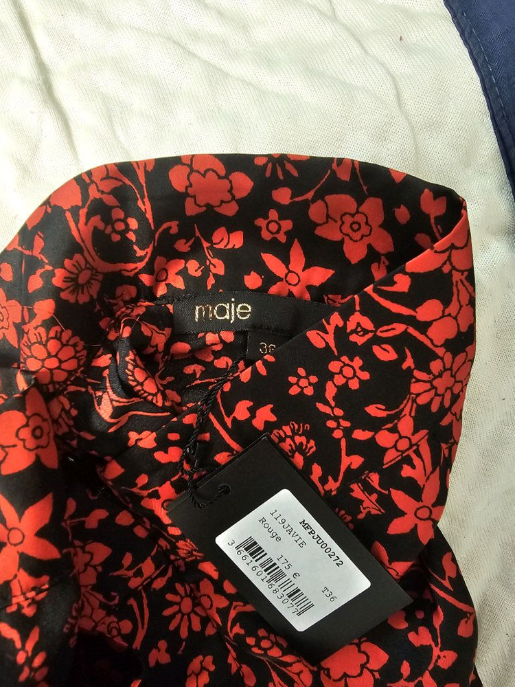 마쥬 플라워 셔링 스커트 36사이즈 텍달린 새상품--2