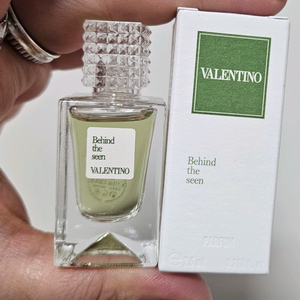 (정픔) 발렌티노 Behind the seen 7.5ml / 발렌티노 뷰티 - 비하인드 더 씬 EDP /새상품