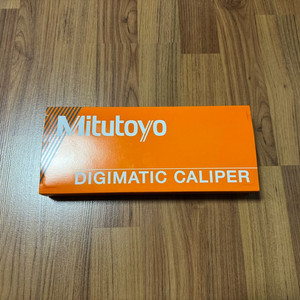 미쓰도요 디지털 버니어 캘리퍼스 150mm 미개봉 새상품 판매합니다