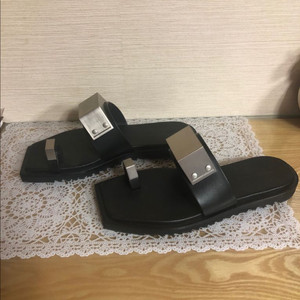 릭오웬스 블랙 가죽샌들260사이즈