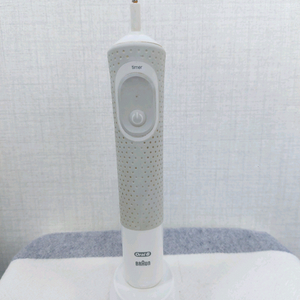 브라운 전동칫솔