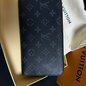 루이비통 이클립스 모노그램 장지갑