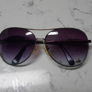 비비안웨스트우드 선글라스