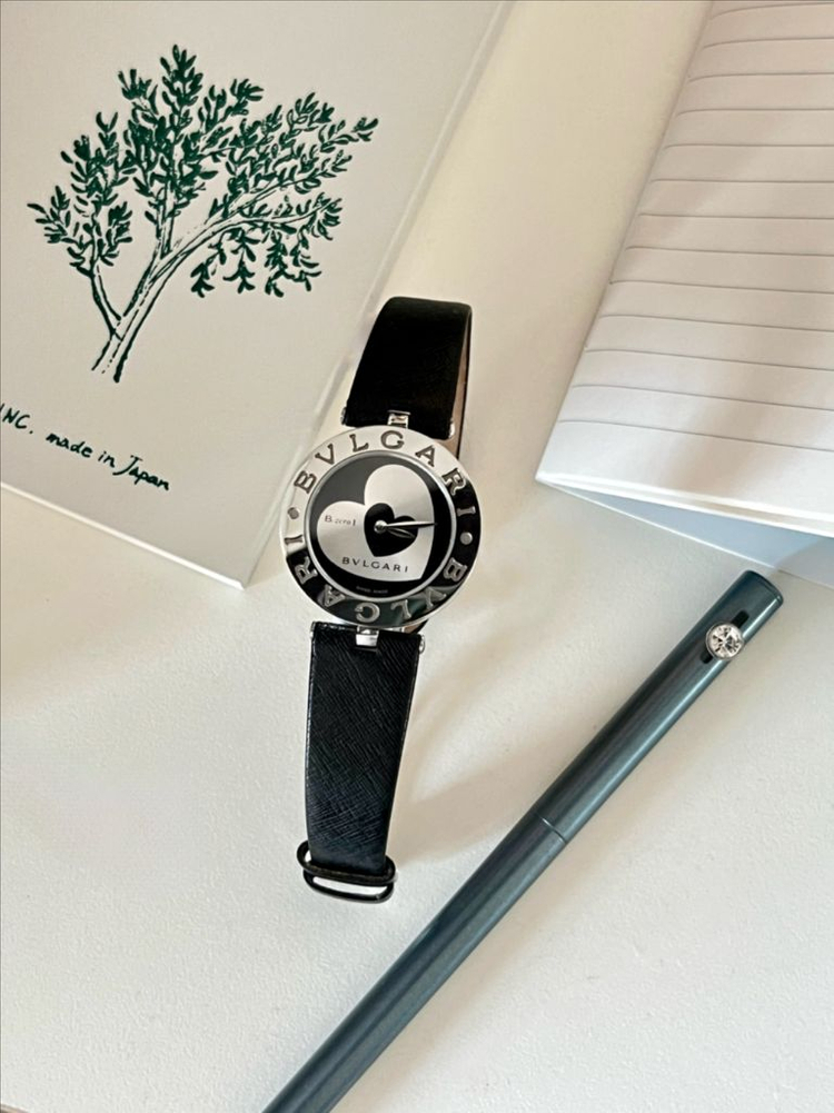 불가리 비제로원 하트 다이얼 시계 / 정품검수 케어 완료--5