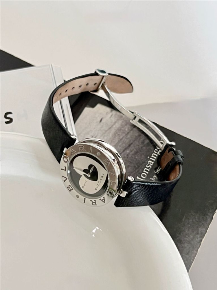 불가리 비제로원 하트 다이얼 시계 / 정품검수 케어 완료--6