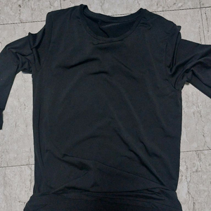 무신사 히탠다드 상의 블랙 L