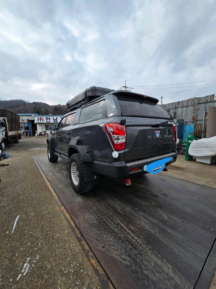루프탑텐트 구조변경 대행해드립니다. 서류대행 렉스턴 스포츠 칸. 픽업 튜닝차량도 가능 전국가능 이미지