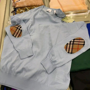 버버리 뱀튼 메리노울 니트