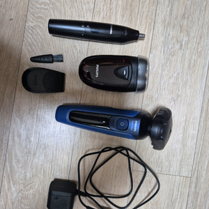 필립스 전기면도기 S5000 세트 판매합니다 (무료배송)