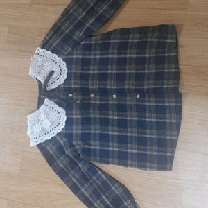 테무에서 산 러블리 체크 브라우스 팝니다