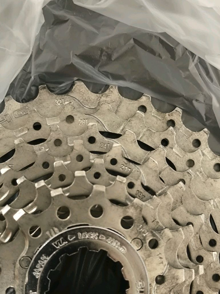 로드 소라 스프라켓 9단--1