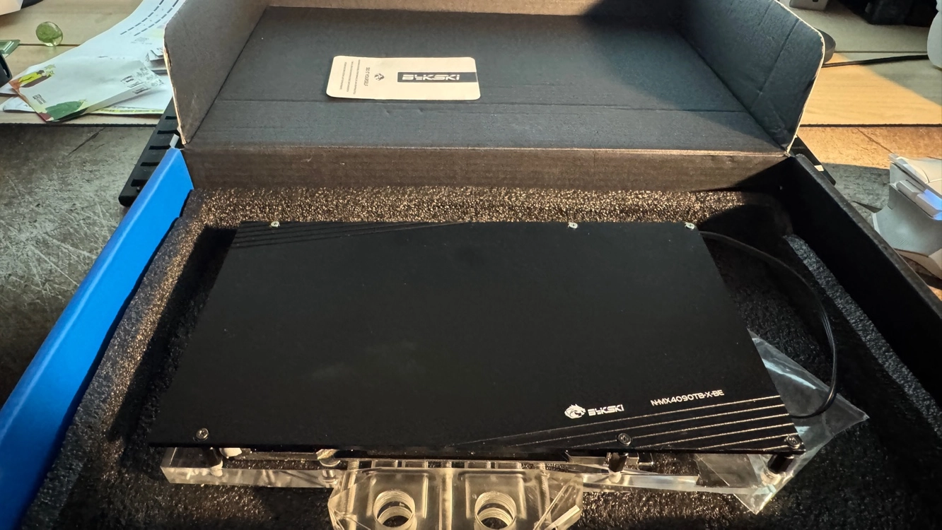 Bykski RTX 4090 워터블록 N-MX4090TB-X 이미지