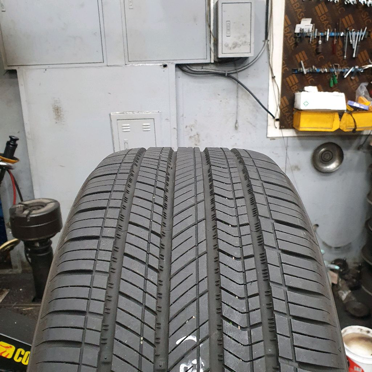 255 45 19 2554519금호마제스티ev 임판급한대분판매--2