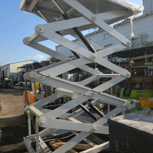 2톤유압리프트(1400*2400) 높은리프트