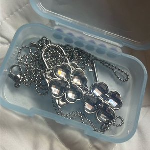 러브이즈트루 캐캐체 캐릭캐릭체인지 목걸이 (현물)