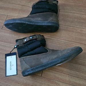 몽클레어 남성 소가죽 패딩 부츠 270 사이즈