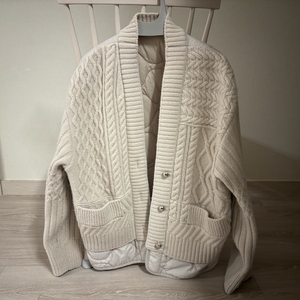 여성 케이블 니트 가디건